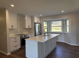 4560 Coral Dr, Brookfield, WI 53045