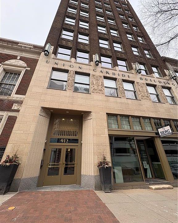 1st image of 912 Baltimore Ave Ste 902