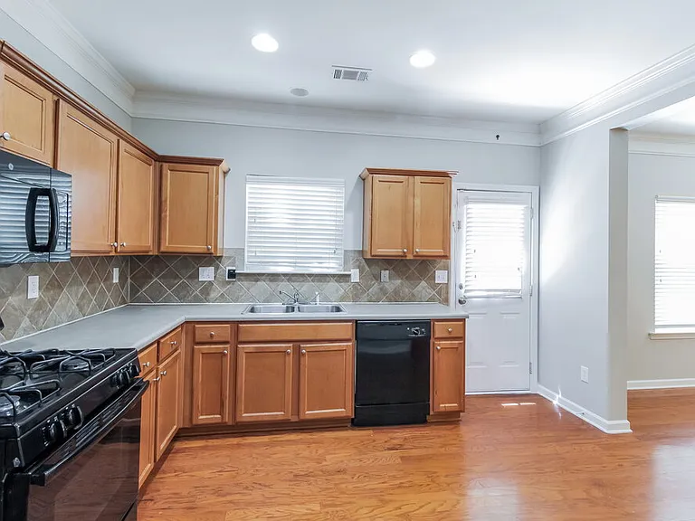 2032 Appaloosa Way SW — Photo 8