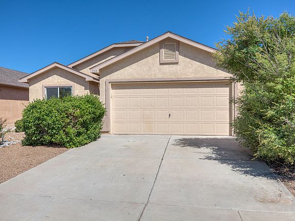 4th image of 720 Deerbrush Ct SW