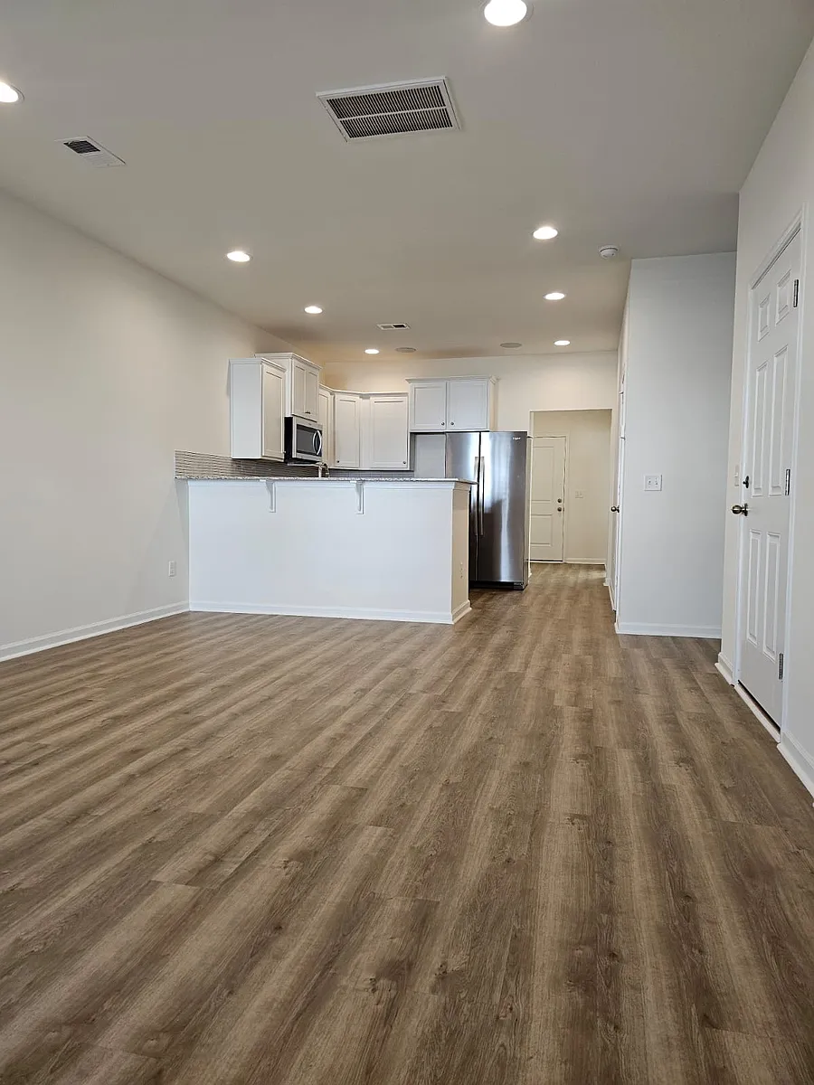 Building Photo - 4017 Valissa Ln
