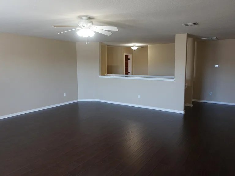 2121 Warwick Pl — Photo 15