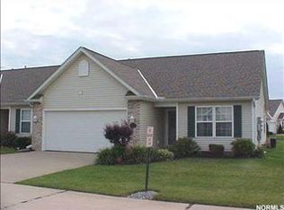 588 Hidden Harbor Dr #29, Fairport Harbor, OH 44077