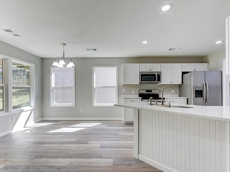 203 Elysian Hills Dr — Photo 8