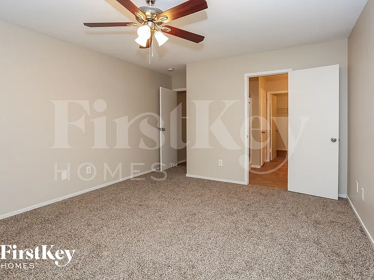 5508 Crinoline Ave — Photo 6