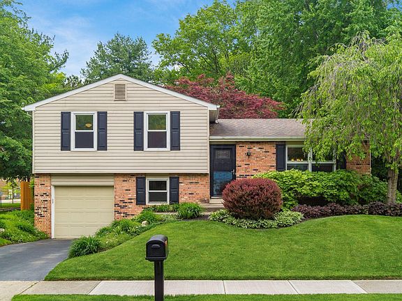 2nd image of 6405 Goldfinch Dr