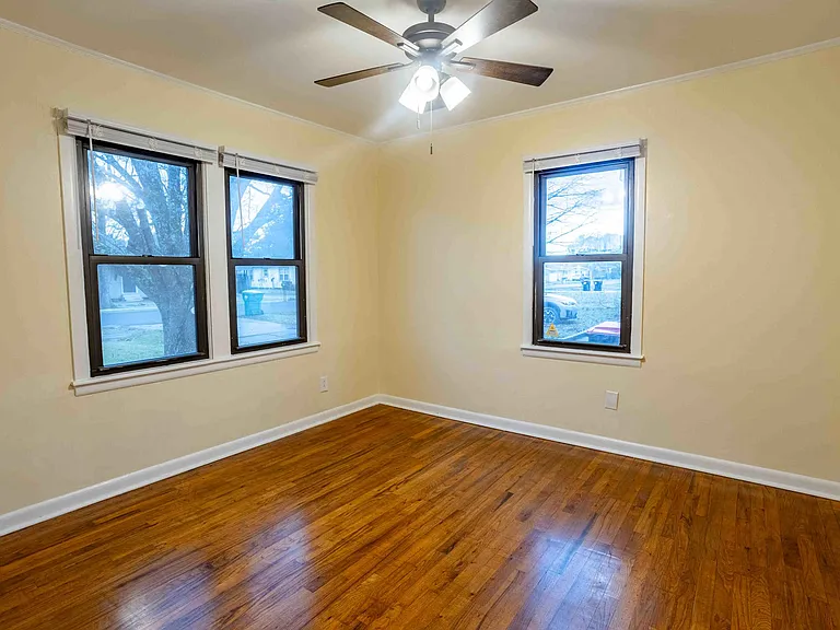 211 Lana Dr — Photo 13