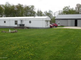 1995 W Five Point Hwy, Charlotte, MI 48813