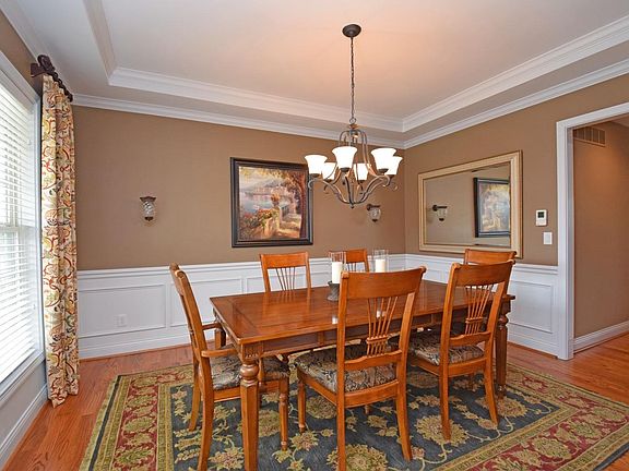 3rd image of 3826 Wild Cherry Way