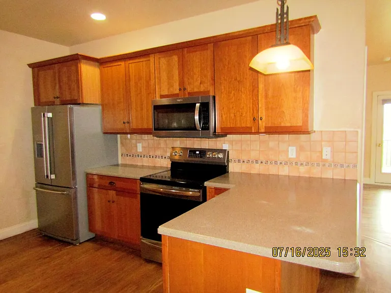 1417 Fir Ct — Photo 6