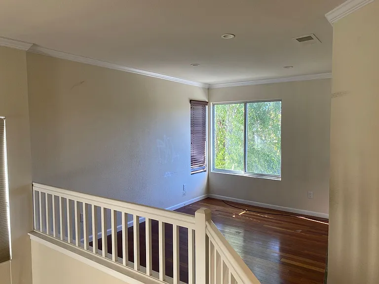 1810 Gardenia Ct — Photo 8