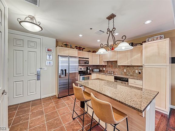5th image of 2455 W Serene Ave Unit 603