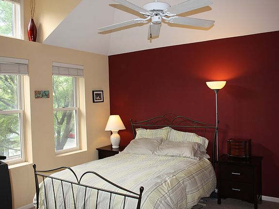 2nd image of 2851 N Southport Ave APT C