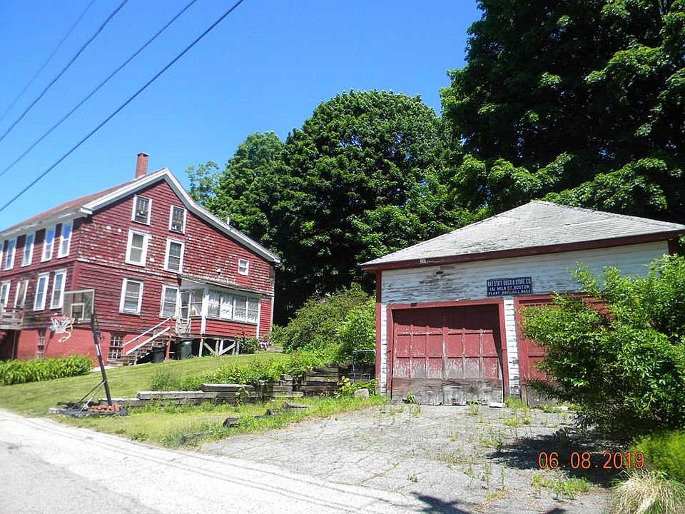 2nd image of 27 Lake St