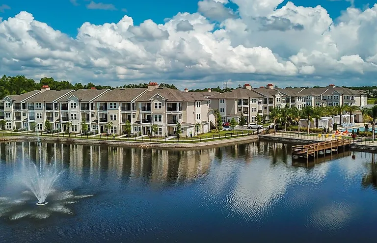 Oasis at Shingle Creek — Photo 27