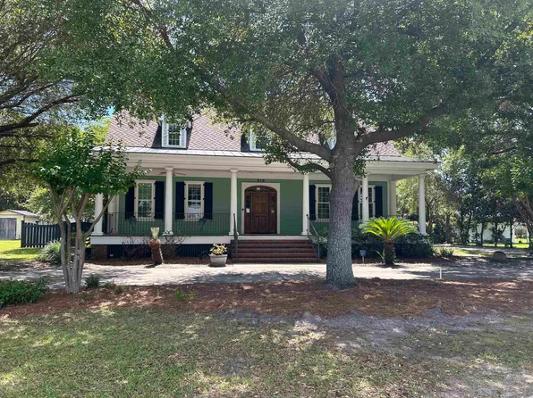 518 Country Club Dr., Johnsonville, SC 29555