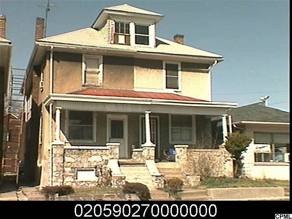 2nd image of 1640 Paxton St