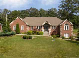 651 Country Club Estates Dr SE, Corydon, IN
