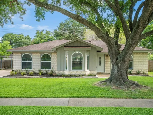 10414 Rustic Rock Rd, La Porte, TX 77571