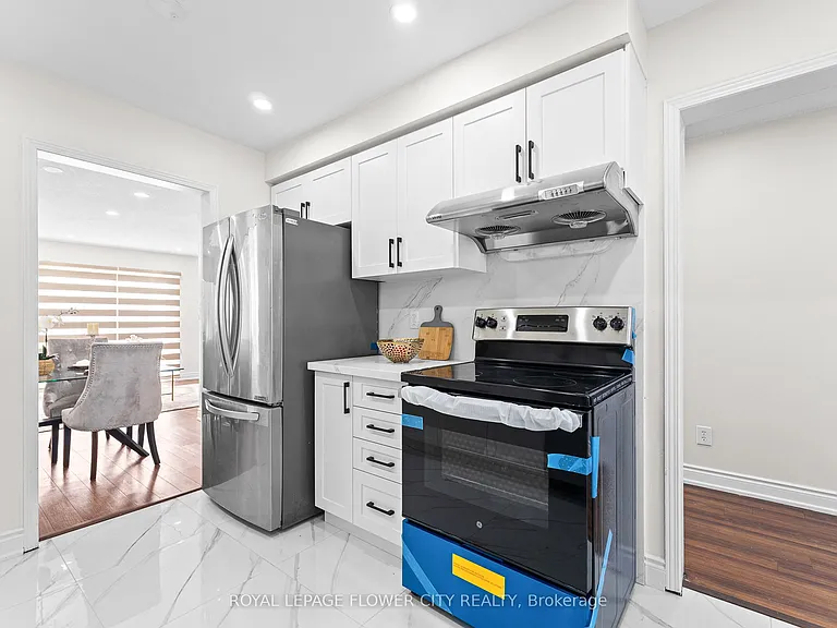 87 Tulip Dr — Photo 13