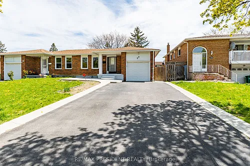 17 Manitou Cres #UPPER Photo 1