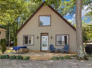 8238 Deadstream Rd, Honor, MI 49640