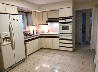 134 37th St #1, Union City, NJ 07087