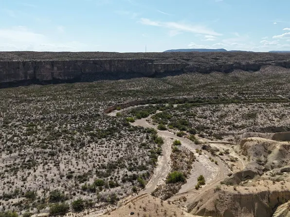 26885 SE Longdraw, Terlingua, TX 79852