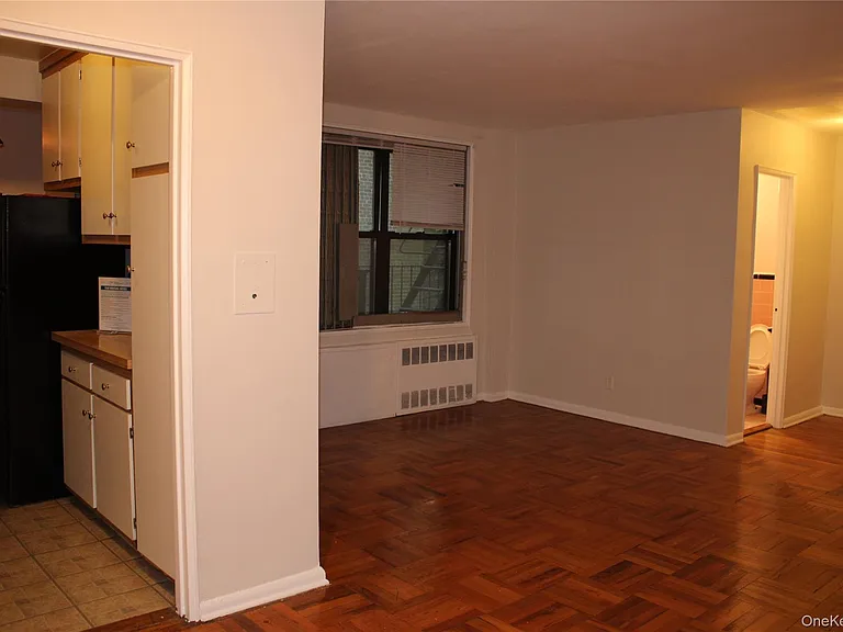 277 Bronx River Rd #3M — Photo 10