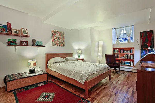 Sold by Corcoran | media 29