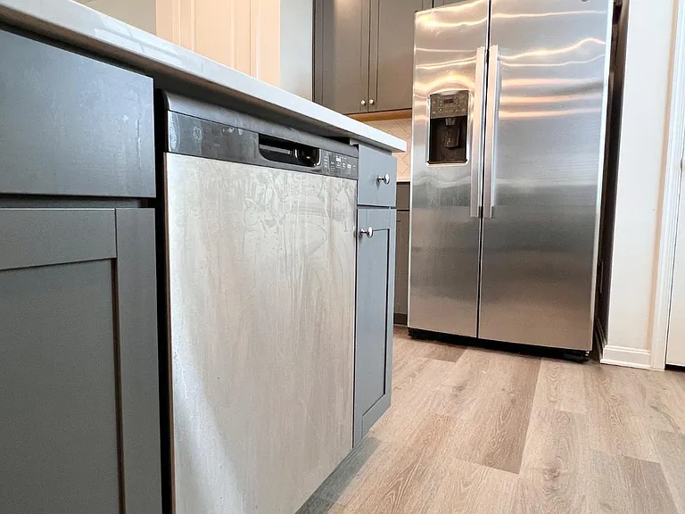 357 Andrew Ct — Photo 19