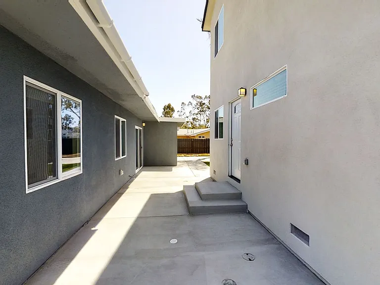 5262 Tipton St — Photo 16