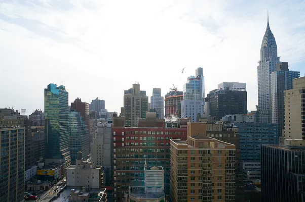 Rented by Level Group | media 6