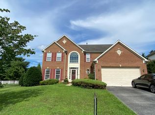 6 Hollow Creek Cir, Middletown, MD 21769