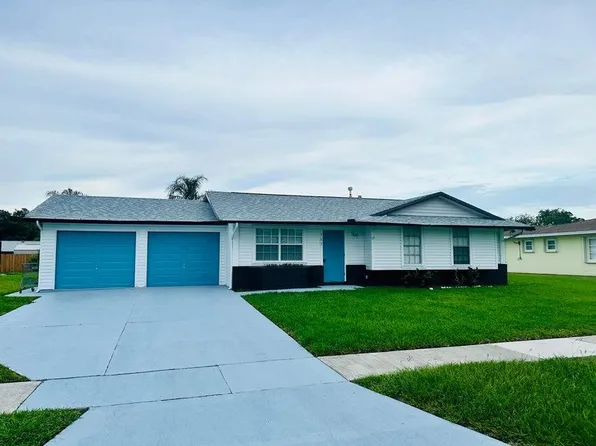 767 SW Ravenswood Lane, Port St Lucie, FL 34983