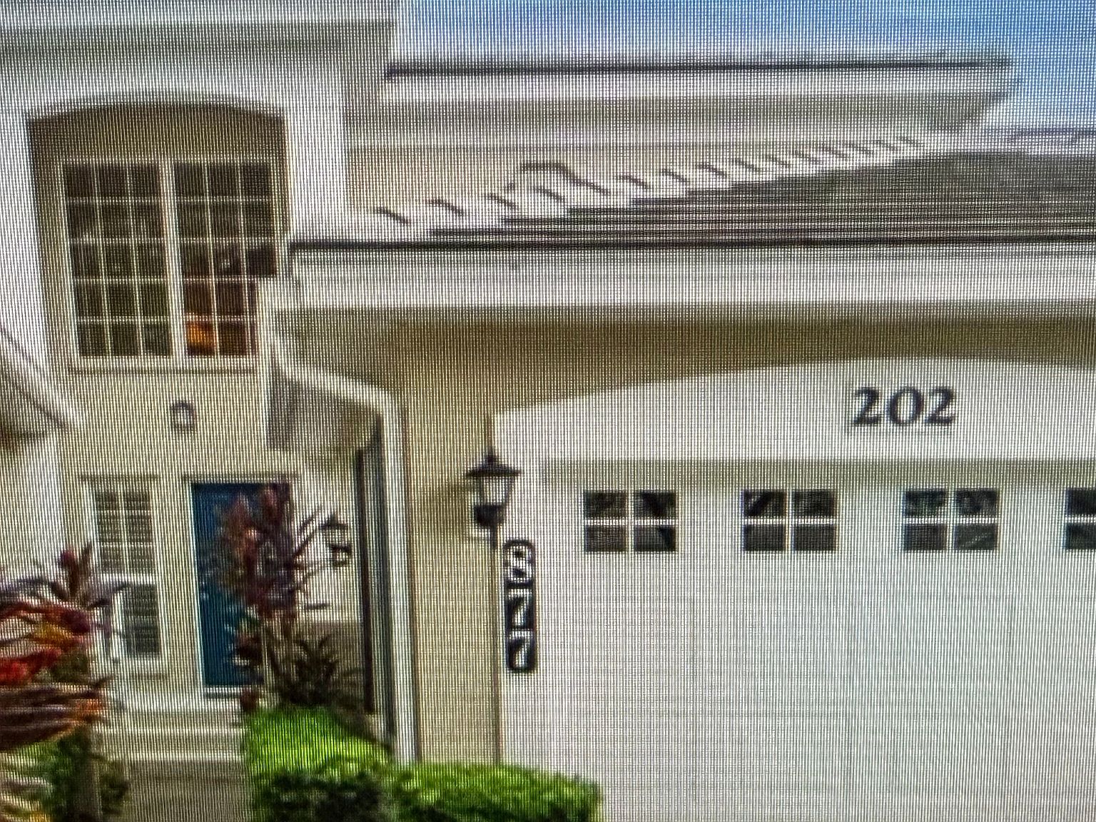 877 Tartan Dr Unit 202
