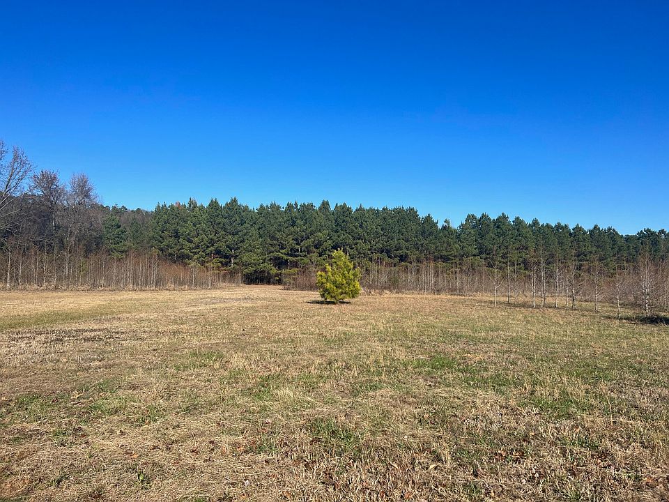 1st image of Cove Ln