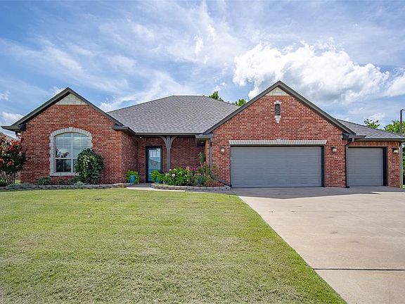 4th image of 517 Heather Ln