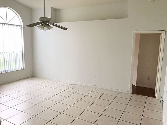 3rd image of 5364 Lonesome Dove Dr