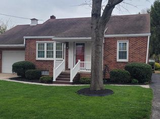 11 Evergreen Ln, York, PA