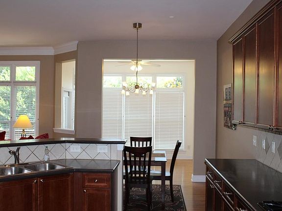 3rd image of 1224 Creekside Pl SE #1224