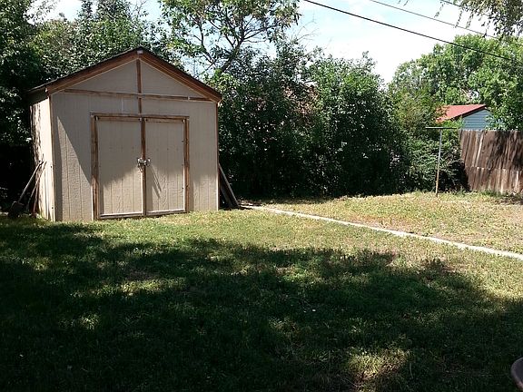 2nd image of 617 Winona Ct