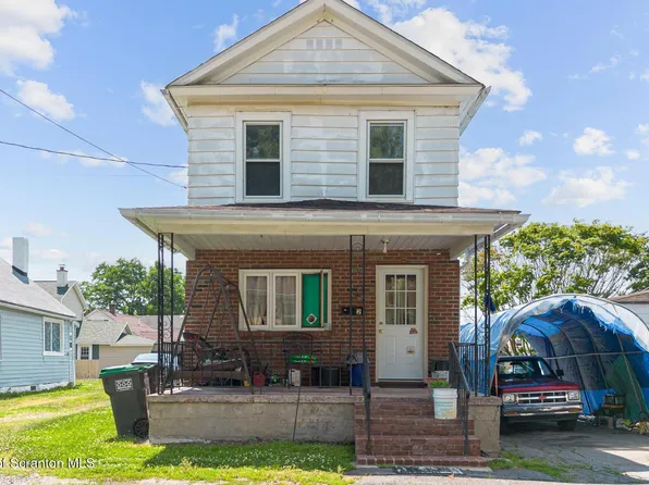 2 Rowlands Ln, West Wyoming, PA 18644