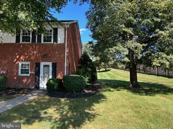 1601 Wogan Rd, York, PA 17404