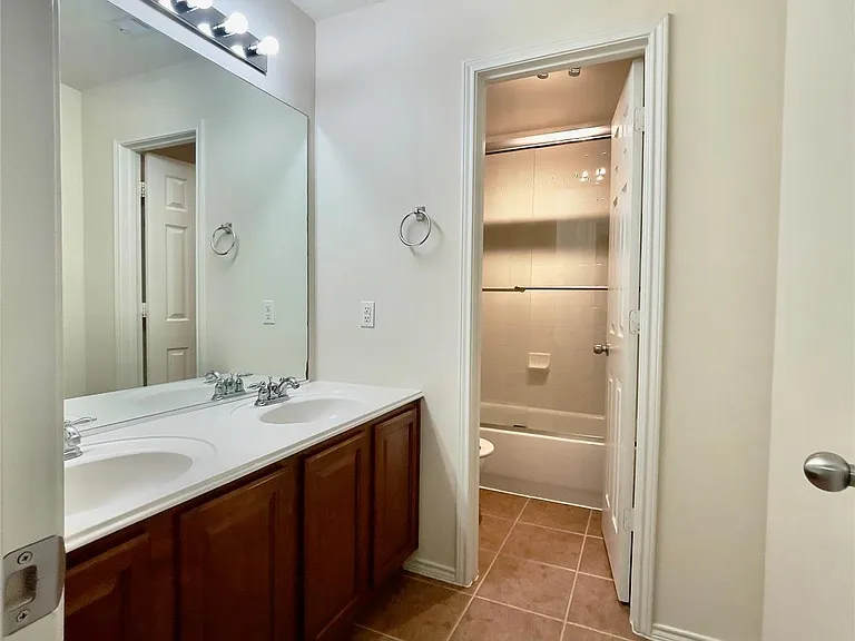 3514 Leaf Vines Dr — Photo 31