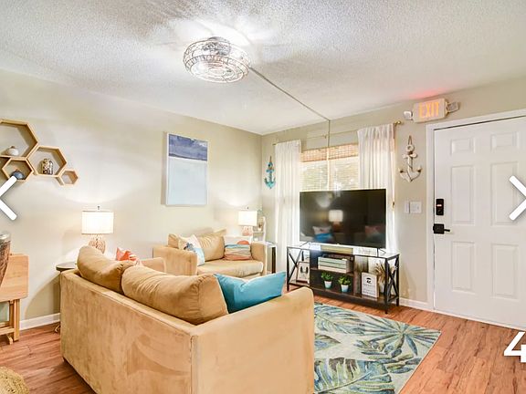 2nd image of 3318 Sherwood Dr #A