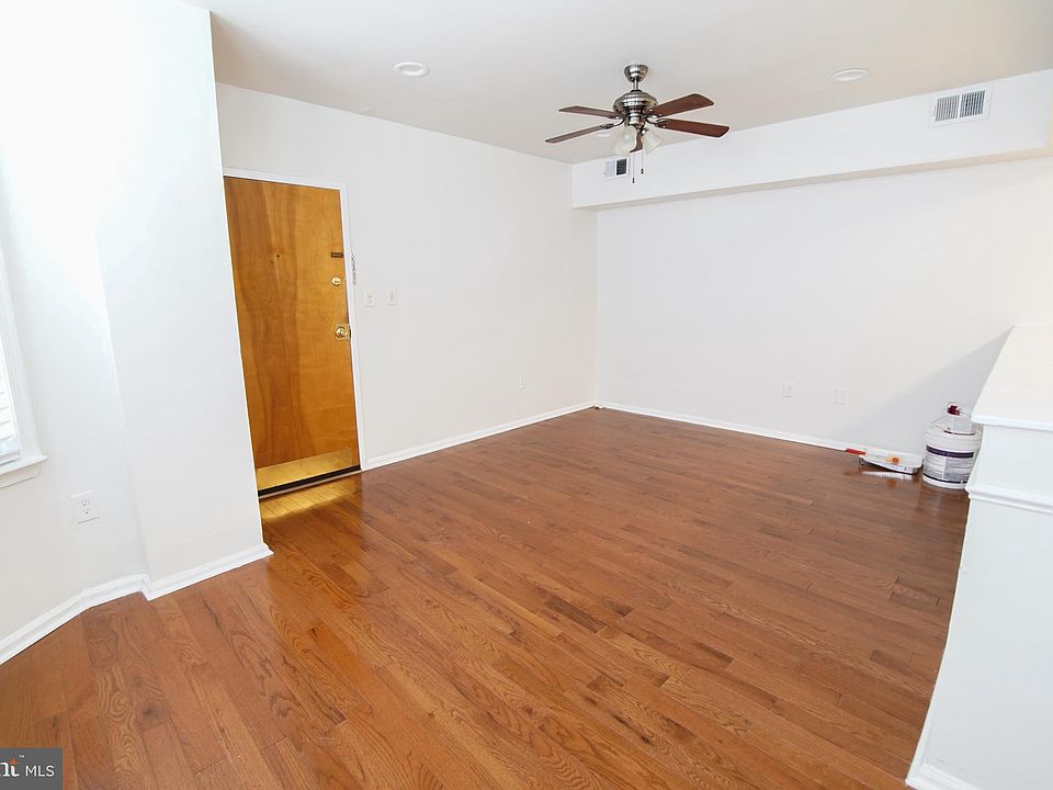 1st image of 1606 Wallace St APT 102