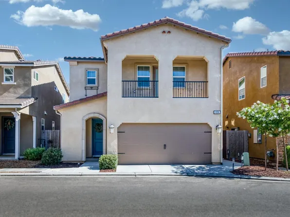 836 Winchell Way W, Madera, CA 93636