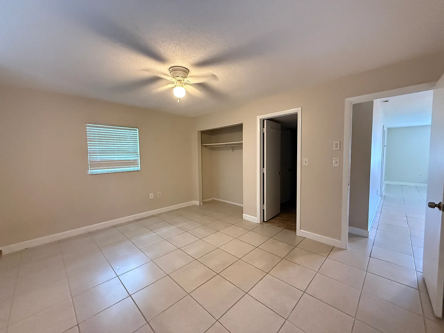 3 bed, 1782 sqft, $1,950 — Photo 3