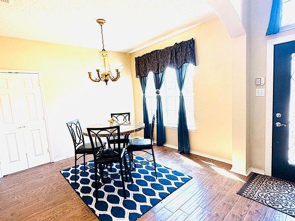 5th image of 6200 Autumnwood Dr